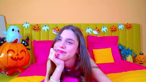 Snapshot of arianaallens chatting on October 24, 2025, 6:32 am Ariana online show from October 24, 2025, 6:32 am