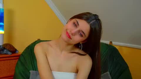 Snapshot of arianaallens chatting on November 12, 2025, 6:47 am Ariana online show from November 12, 2025, 6:47 am