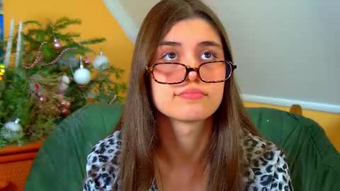 Ariana online show from December 19, 2025, 11:06 am