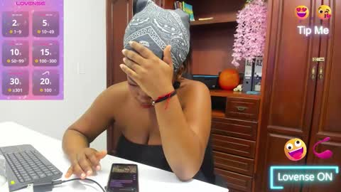 Andrea online show from November 27, 2025, 1:24 pm