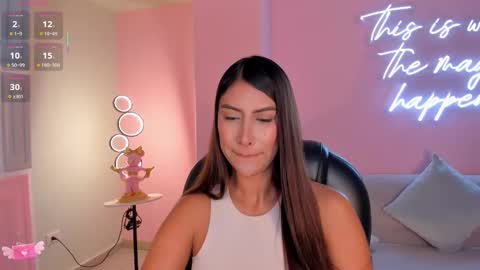 Ariana Dumont online show from November 5, 2025, 11:43 am