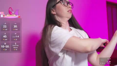 arianahot777 online show from May 11, 2026, 8:50 pm