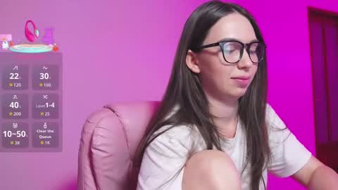 arianahot777 online show from May 21, 2026, 9:33 pm