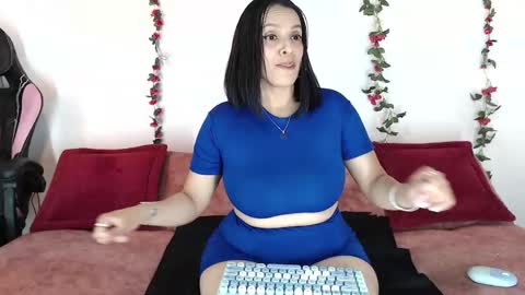 Snapshot of arianalavoie chatting on October 29, 2025, 9:38 pm Ariana online show from October 29, 2025, 9:38 pm