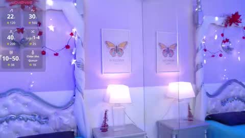 Snapshot of arianarouge chatting on January 17, 2026, 12:21 pm Ariana online show from January 17, 2026, 12:21 pm