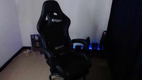 help me 100 hands up my OF is Free  online show from February 15, 2026, 9:00 pm