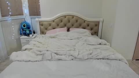 arianightx online show from December 29, 2024, 8:48 pm