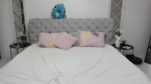 arianightx online show from March 1, 2025, 6:54 pm