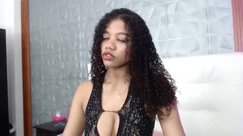 arianna_rochel online show from November 4, 2025, 2:38 pm