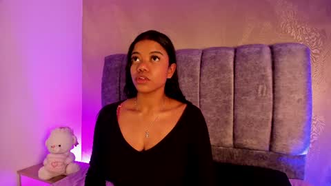 arianna_roxe_ online show from June 23, 2026, 9:29 am