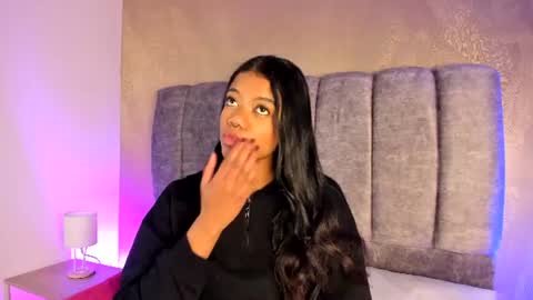 arianna_roxe_ online show from July 1, 2026, 10:06 am