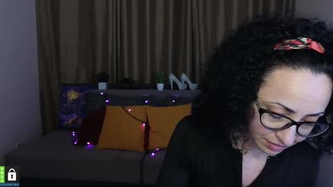 Arianna online show from March 2, 2025, 9:32 pm