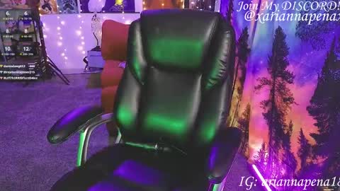 Arianna Pea online show from April 12, 2026, 1:10 am