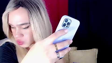 ARIANNE CUMS  online show from December 2, 2024, 8:09 am