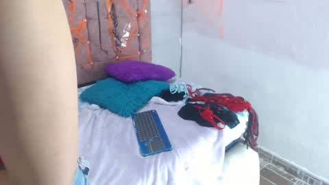 ariasmithog online show from October 14, 2025, 1:56 pm