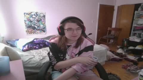 Ariathebrat online show from June 3, 2026, 9:31 pm