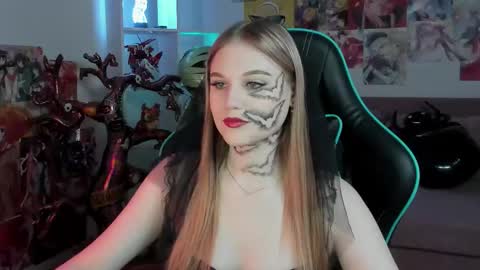 Aria online show from October 31, 2025, 5:58 pm