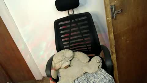 Arie online show from January 7, 2025, 2:53 am