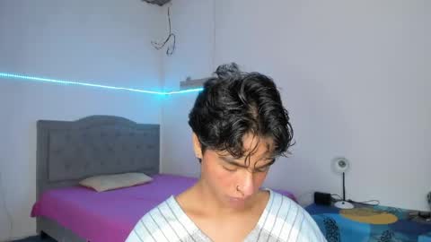 ariel_adan online show from June 3, 2026, 11:10 pm