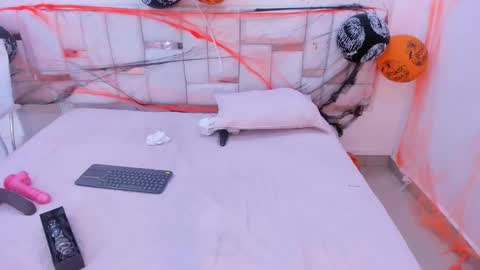 ariela__ online show from October 20, 2025, 4:46 am