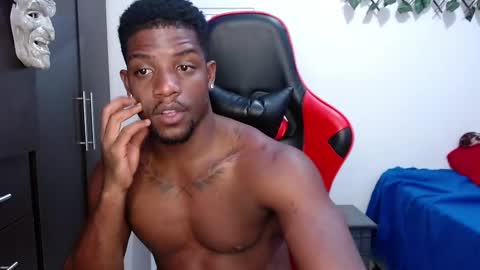 Snapshot of arielbronwxxx chatting on March 7, 2025, 5:28 pm chris online show from March 7, 2025, 5:28 pm