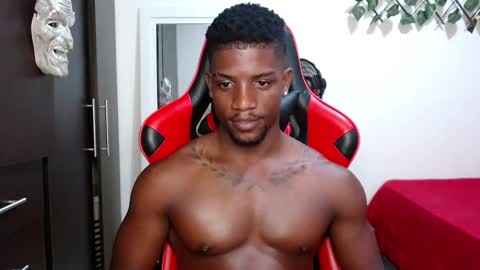 Snapshot of arielbronwxxx chatting on March 11, 2025, 5:35 pm chris online show from March 11, 2025, 5:35 pm
