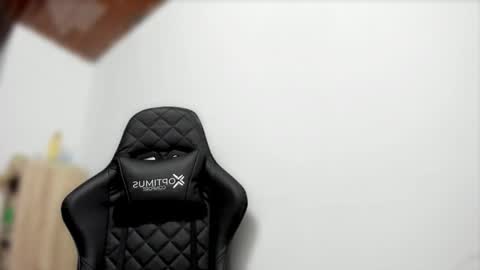 Stephany  online show from March 9, 2026, 1:42 am