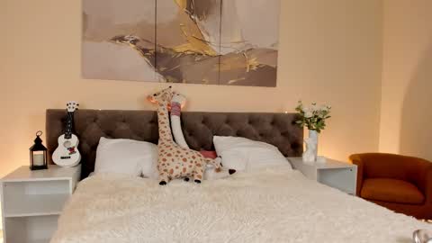 Ariella GTM3  Tue Wed Thu Fri Sat  0400 am-1030pm online show from October 3, 2025, 1:13 am