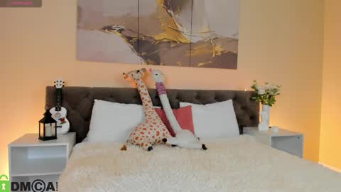 Ariella GTM3  Tue Wed Thu Fri Sat  0400 am-1030pm online show from October 21, 2025, 1:17 am