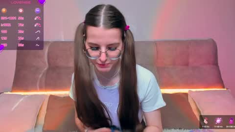 Snapshot of ariellateska chatting on December 14, 2024, 5:29 am Ariella online show from December 14, 2024, 5:29 am