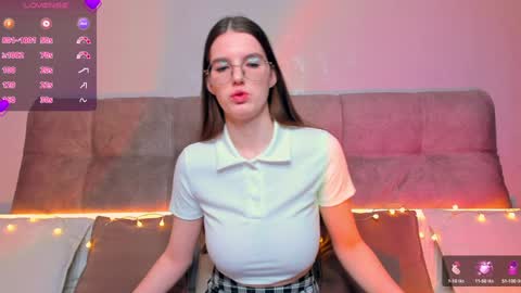 Snapshot of ariellateska chatting on December 22, 2024, 3:44 am Ariella online show from December 22, 2024, 3:44 am