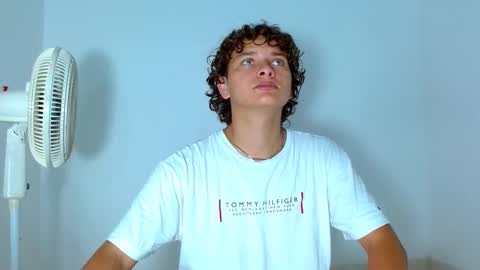 Ariel Aoir online show from March 28, 2026, 9:14 pm