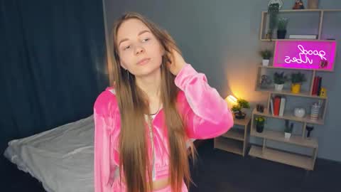 Ariel online show from March 24, 2026, 7:52 pm