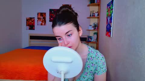 Snapshot of arielstonks_lovee chatting on March 5, 2025, 3:08 am arielstonks_lovee online show from March 5, 2025, 3:08 am