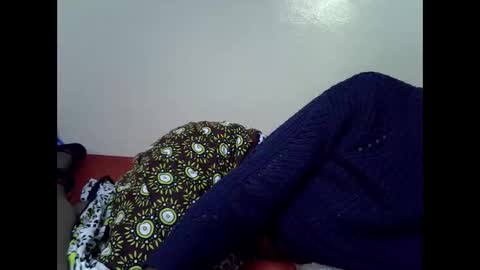 Snapshot of aries_eve chatting on November 23, 2025, 11:43 am aries_eve online show from November 23, 2025, 11:43 am