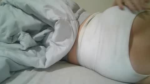 Snapshot of ariesfirebaby chatting on December 2, 2024, 2:53 am ariesfirebaby online show from December 2, 2024, 2:53 am