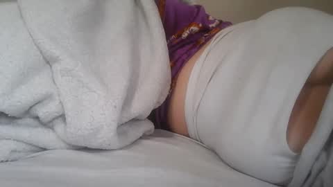 Snapshot of ariesfirebaby chatting on December 23, 2024, 7:41 pm ariesfirebaby online show from December 23, 2024, 7:41 pm