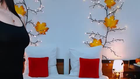 Ari online show from November 8, 2025, 9:13 pm