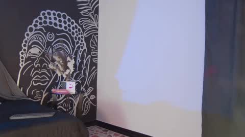 Ari online show from September 12, 2025, 7:47 pm