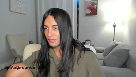 Aria online show from October 25, 2025, 7:38 am