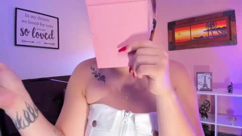  Arianna  online show from February 12, 2025, 12:12 pm