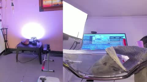 Snapshot of ariianabaker chatting on November 25, 2025, 3:01 pm Arianna online show from November 25, 2025, 3:01 pm