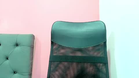 Aria  Cholee online show from April 12, 2026, 1:05 pm