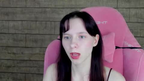 Snapshot of arinakubrick chatting on November 20, 2025, 4:18 pm Arinakubrick online show from November 20, 2025, 4:18 pm