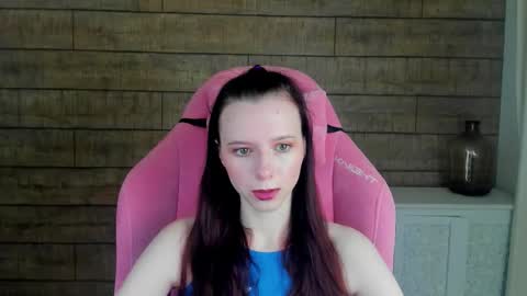 Snapshot of arinakubrick chatting on November 27, 2025, 4:25 am Arinakubrick online show from November 27, 2025, 4:25 am