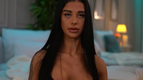 Arina online show from May 25, 2026, 6:36 pm