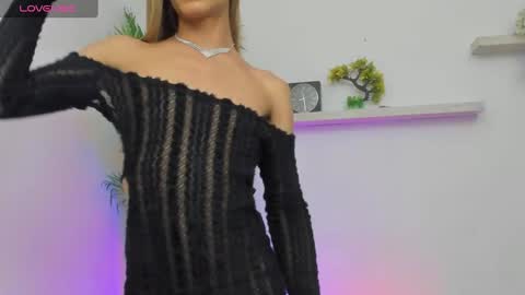   Nice to meet you  thumb up me please its important I  LOOK MY BIO DOWN online show from December 28, 2024, 5:46 pm