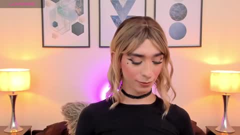   Nice to meet you  thumb up me please its important I  LOOK MY BIO DOWN online show from January 23, 2025, 11:47 pm