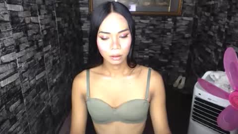 ariya031806 online show from June 10, 2026, 10:14 am