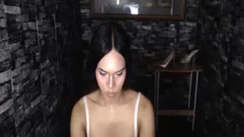 ariya031806 online show from June 22, 2026, 3:25 am